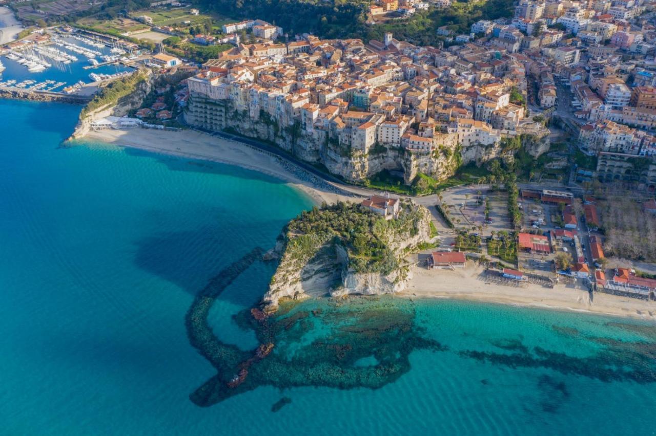 J Luxury Home Tropea Luaran gambar