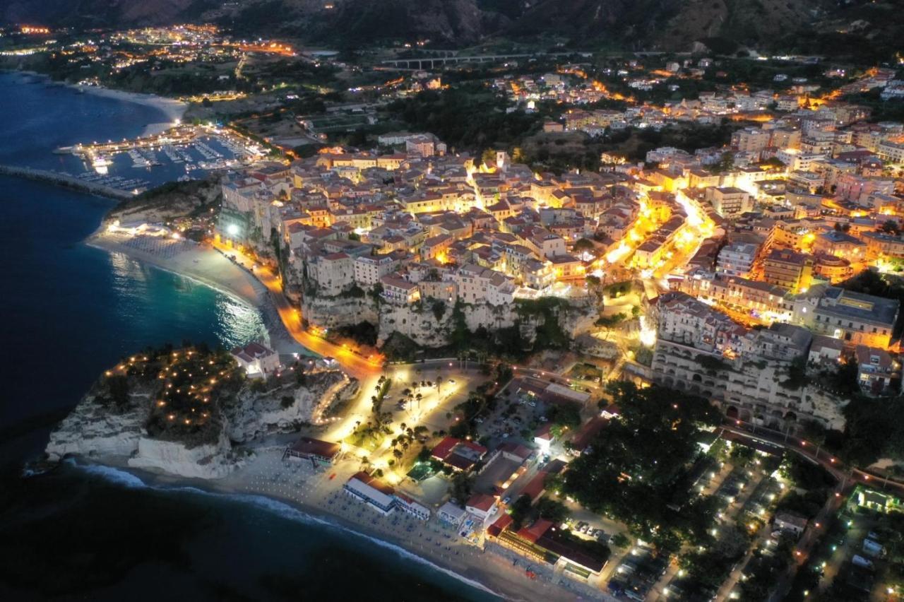 J Luxury Home Tropea Luaran gambar